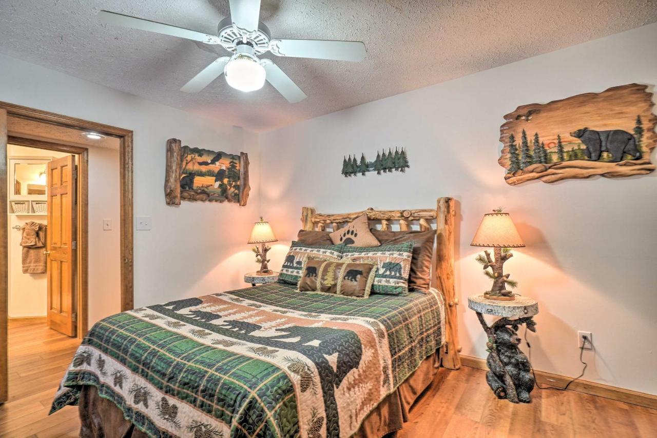 Picturesque Pigeon Forge Cabin With Mountain Views المظهر الخارجي الصورة
