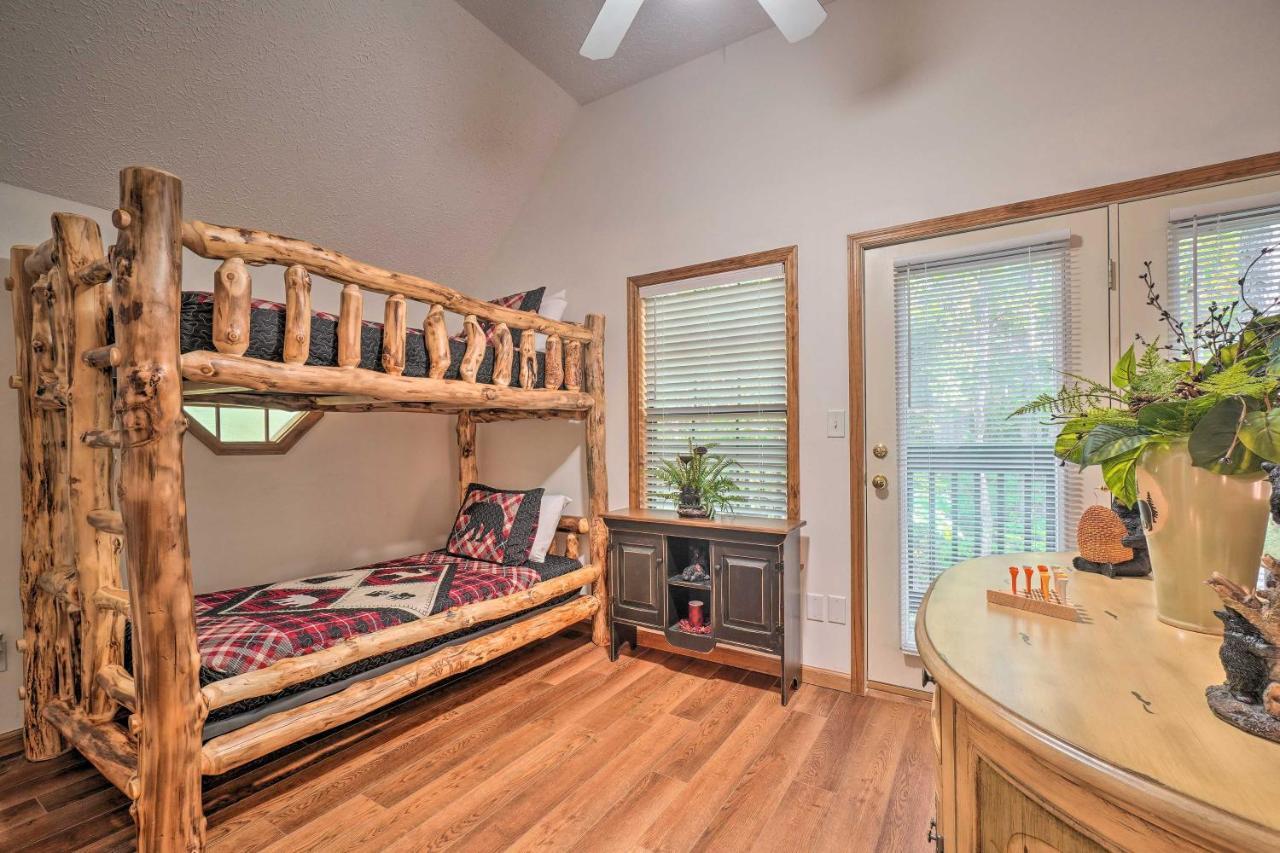 Picturesque Pigeon Forge Cabin With Mountain Views المظهر الخارجي الصورة
